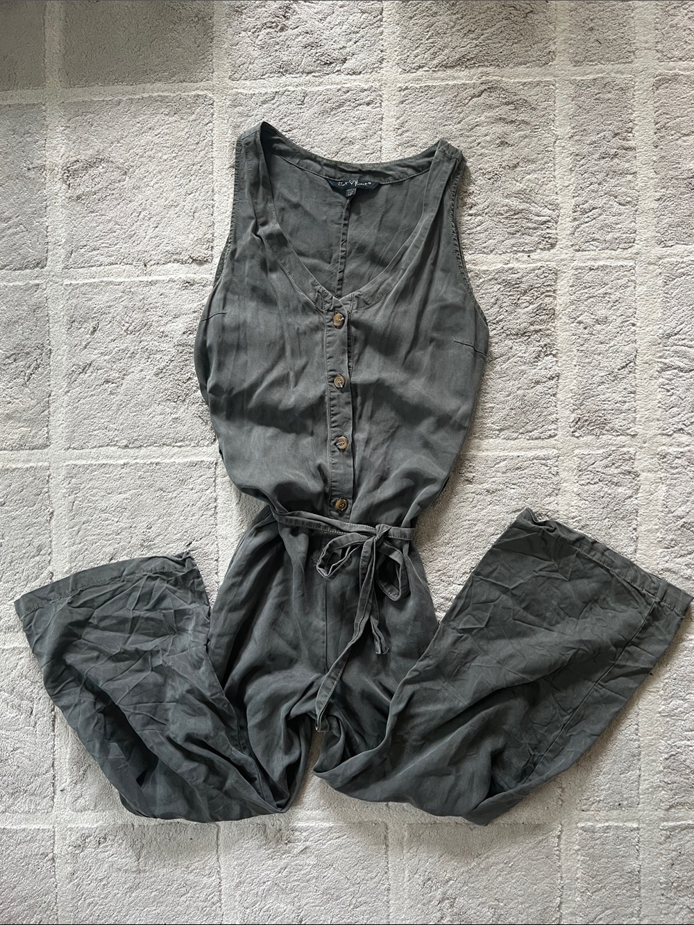 Velvet Heart Sleeveless Button-Front Jumpsuit with Waist Tie -
